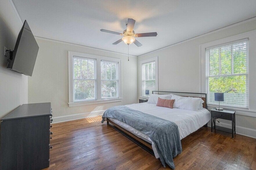 Building Photo - 840 Bobbin Mill Rd