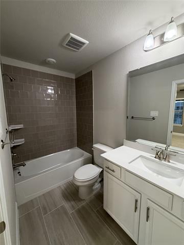 Building Photo - 328 Greenhouse Dr