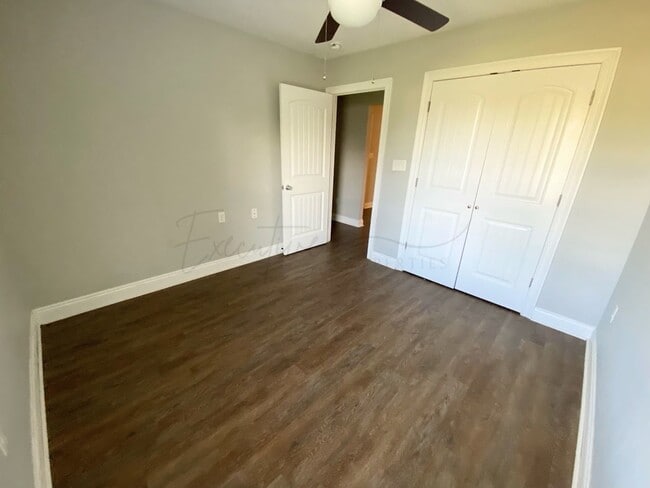 Building Photo - 191 Gilmore Rd