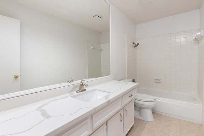 Building Photo - 4011 Flint Creek Dr