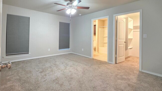 Building Photo - 7504 100th St