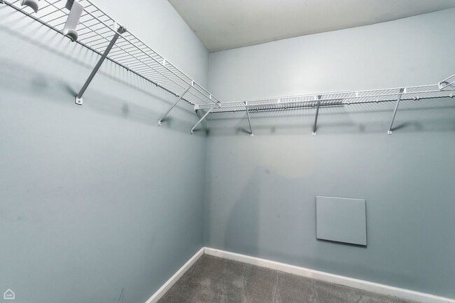 Building Photo - 1255 S State St