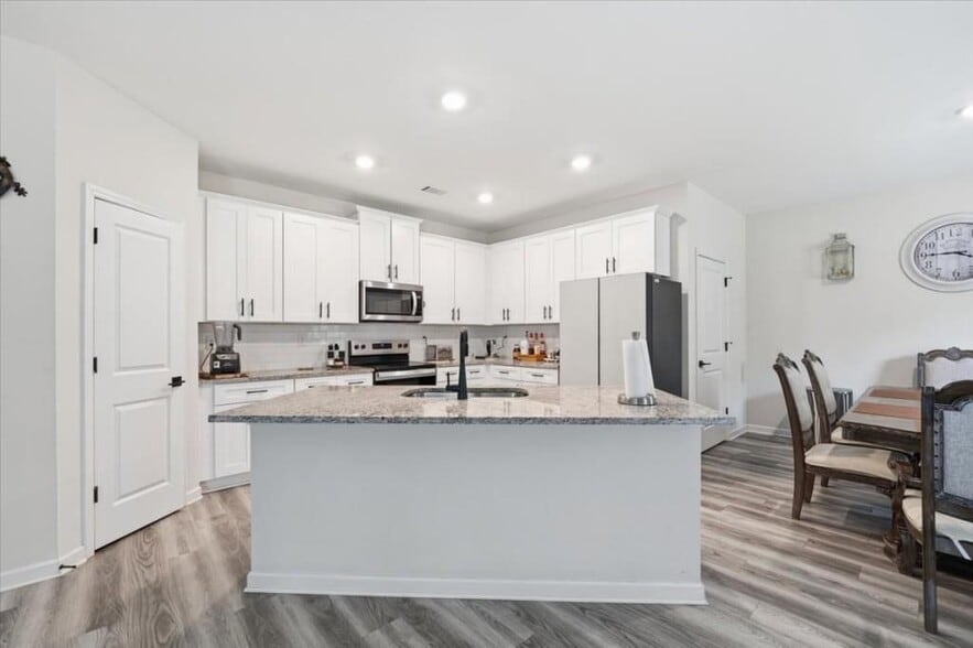 Building Photo - 3552 Arabian Farm Ln