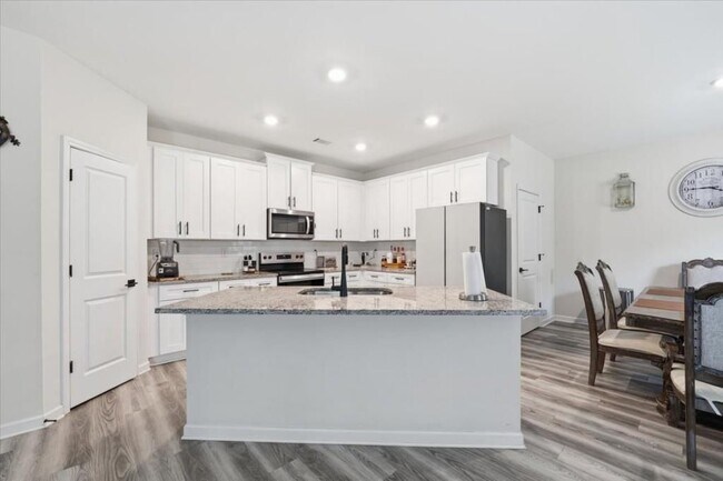 Building Photo - 3552 Arabian Farm Ln