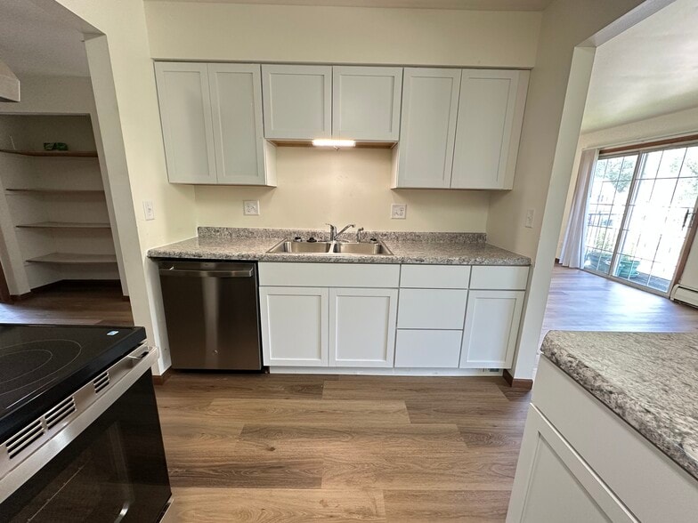 Building Photo - Georgetown Apartments