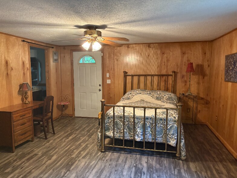 Building Photo - 155 Hickory Ridge