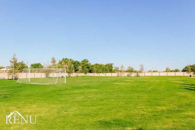 Building Photo - Coming Soon! First Month Free!