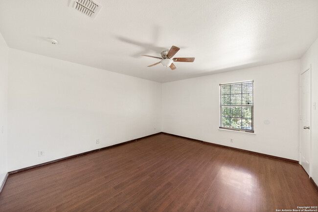 Building Photo - 5519 Red Canyon