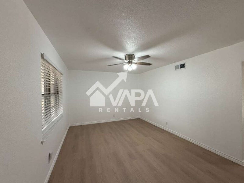 Building Photo - 4351 Sun Vista Ln