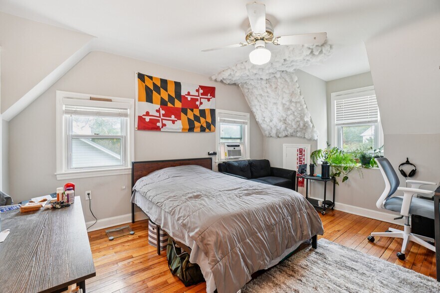 Building Photo - 5000 Quebec St