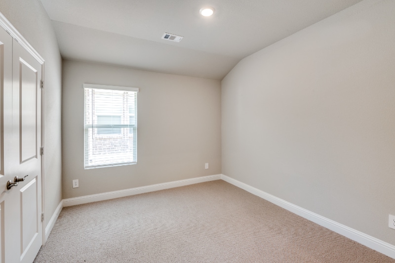 Building Photo - 611 Jack St