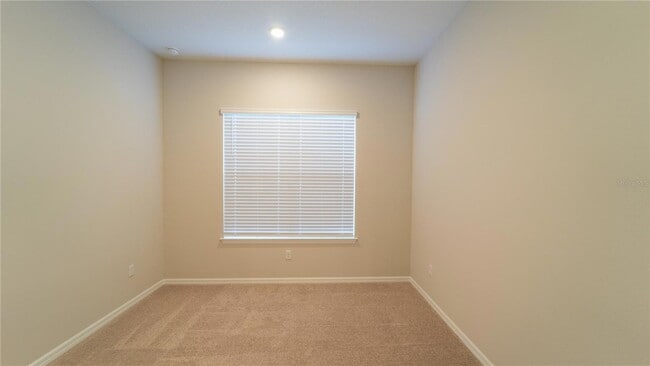 Building Photo - 16446 Lone Oak Cir