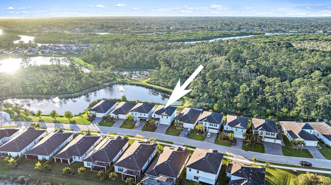 Building Photo - 4770 SW Ardsley Dr