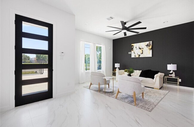 Building Photo - 8414 Cannon St