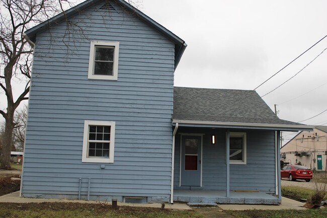 Building Photo - 9387 Mink St SW