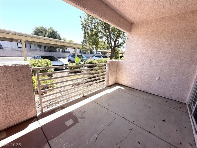 Building Photo - 4555 E Sahara Ave