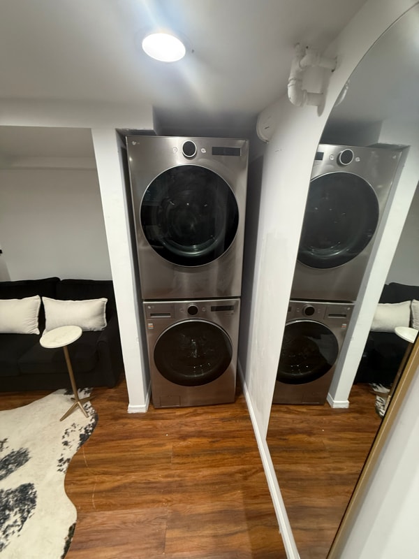 Building Photo - 1215 Savannah St SE