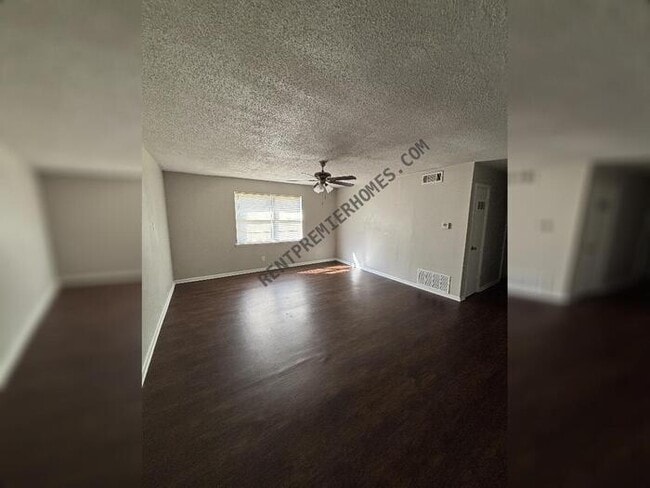 Building Photo - 1116 Southeastern Ave