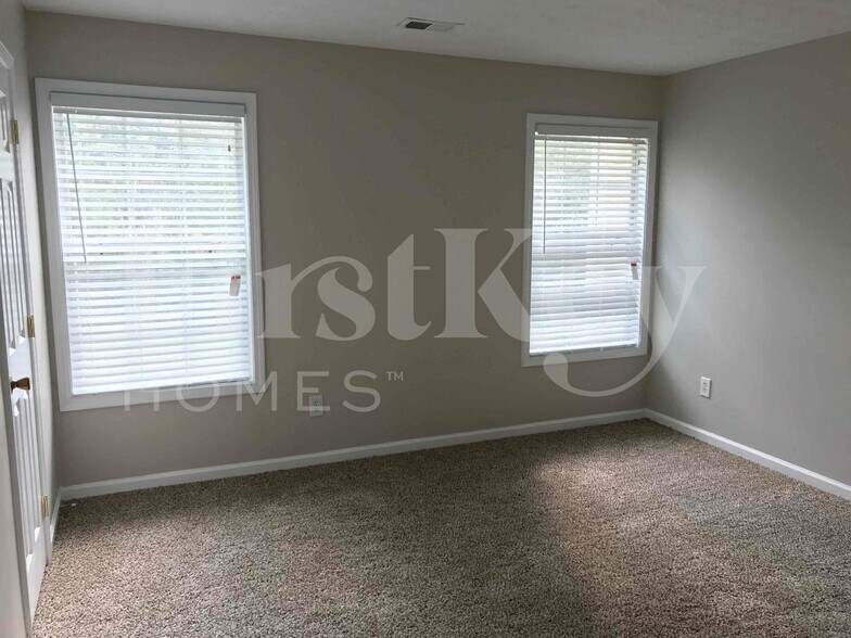 Building Photo - 7945 Weathers Ct