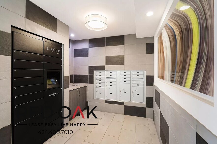 Building Photo - 2409 Griffith Park Blvd