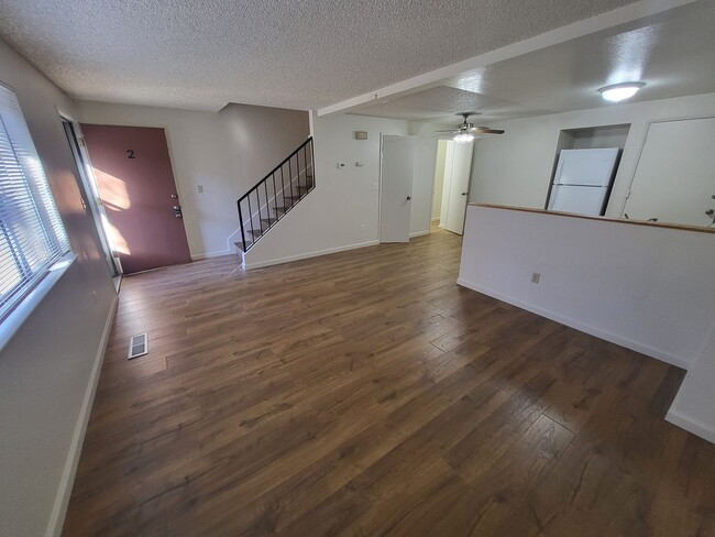 Building Photo - 401 Allouette Way
