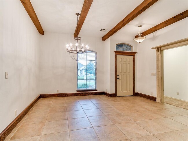 Building Photo - 805 NW 193rd St