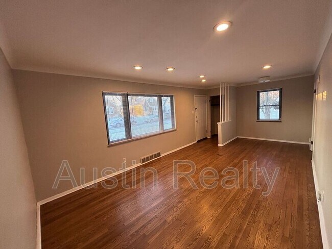 Building Photo - 1158 Brightling Dr