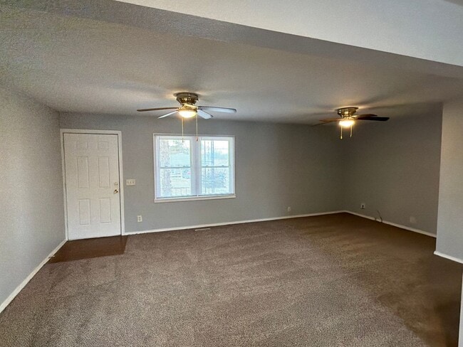 Building Photo - Welcome Home! Don’t Miss This One