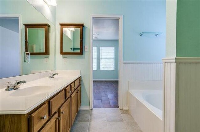 Building Photo - 9901 George Bush Dr