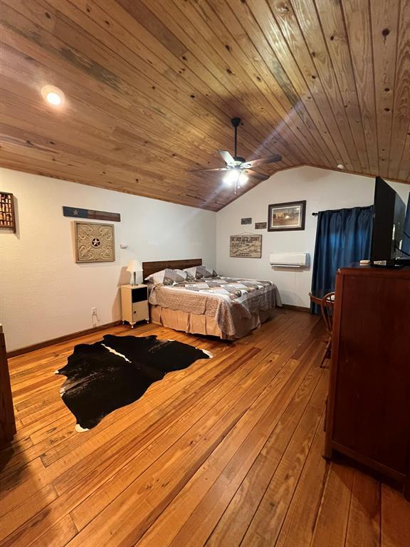 Building Photo - 961 Buttercup Ln