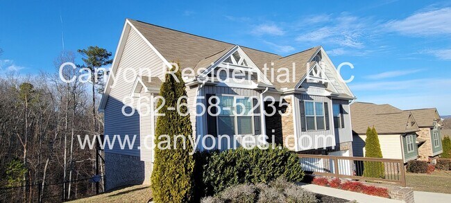 Building Photo - 7451 Pfizer Dr