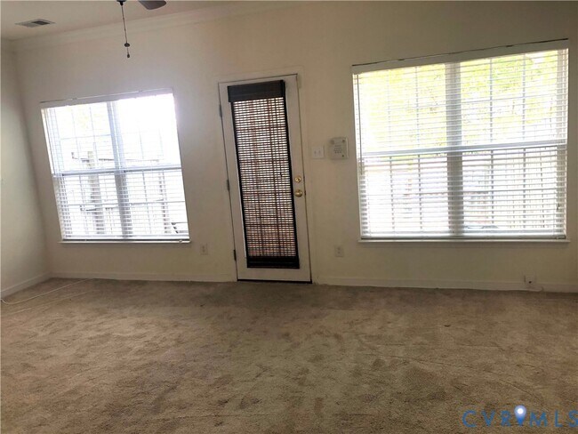 Building Photo - 8602 Springwater Dr