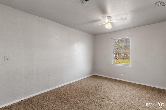 Building Photo - 1411 Deville St