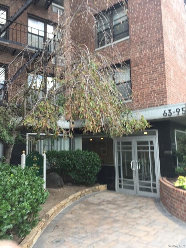 Building Photo - 63-95 Austin St