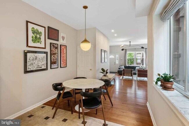 Building Photo - 1724 Morris St