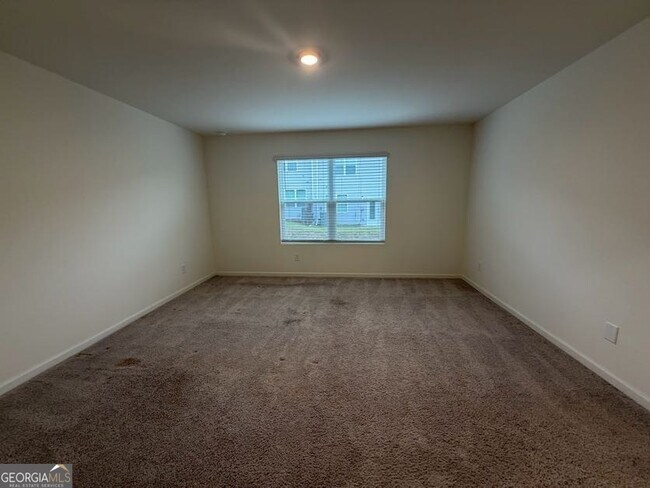 Building Photo - 35300 Condor Ct