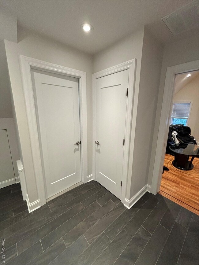 Building Photo - 50-37-50195 195th St