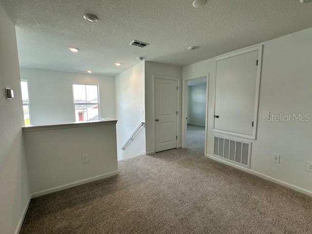 Building Photo - 4034 NE 30th Ter