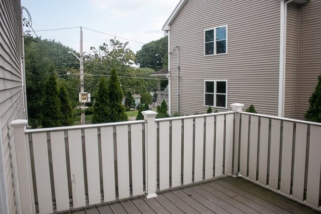 Building Photo - 4 Humphrey St