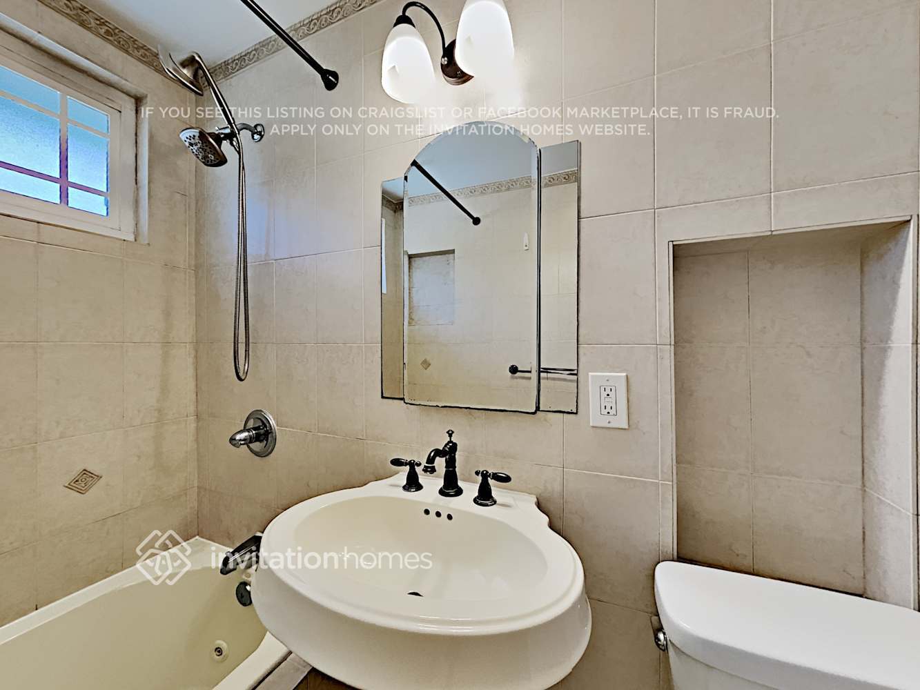 Building Photo - 12353 Hermosura St