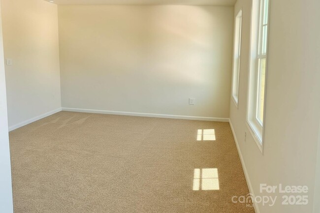 Building Photo - 4142 Steel Wy