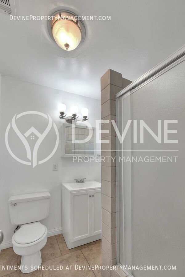 Building Photo - 15044 Redondo Dr