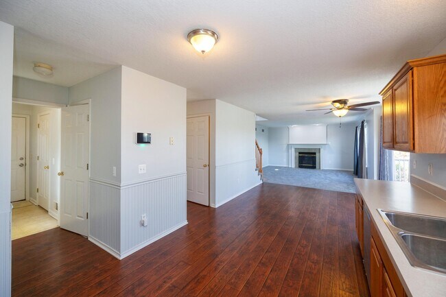 Building Photo - 7798 Greene Farm Dr