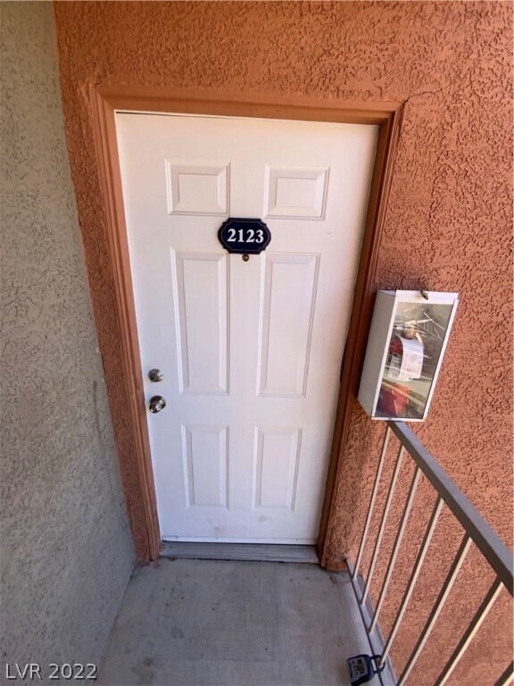 Building Photo - 4730 E Craig Rd