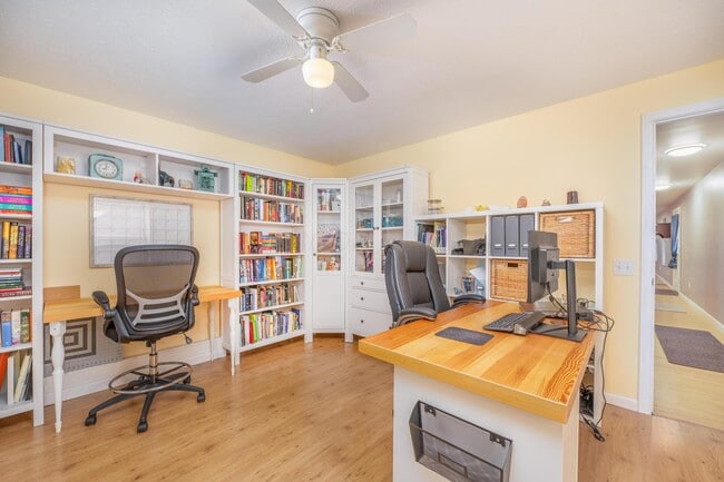 Building Photo - 5635 Van Fossen Rd