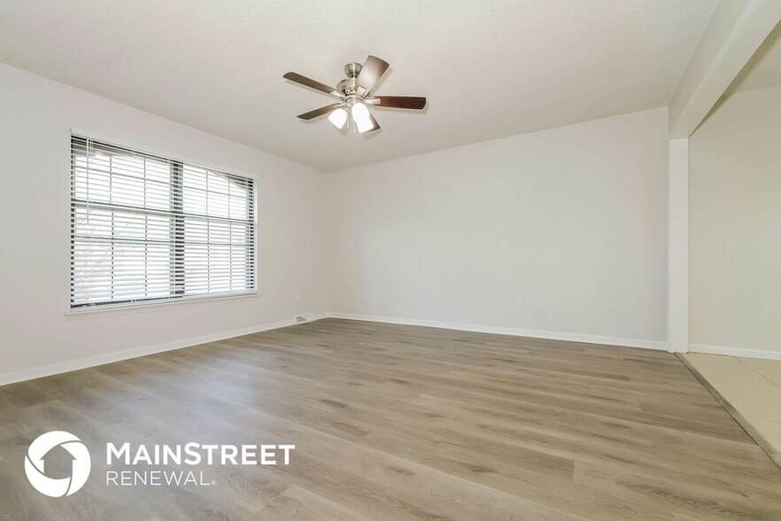 Building Photo - 1417 N Blue Mills Rd