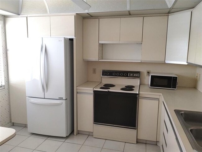 Building Photo - 3404 Bimini Ln
