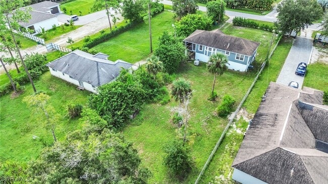 Building Photo - 4015 16th Ave SE