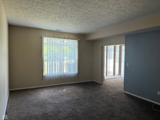 Building Photo - 2424 Boyer Ln
