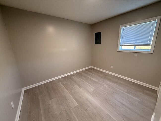 Building Photo - 1157 N Belvedere Blvd